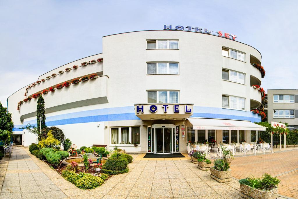 Hotel Set Bratislava Luaran gambar